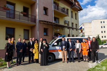 Predarea oficială a Ambulanței Centrului de Îngrijiri Paliative „Sfântul Nectarie” Cluj-Napoca